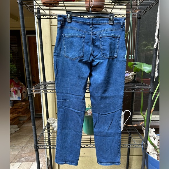 GLORIA VANDERBILT Blue Straight Leg Plus Size Amanda Jeans Size 14 GUC - Picture 10 of 16